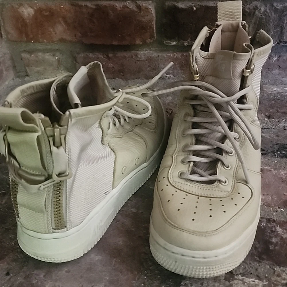 Nike SF Air Force 1 Mid Lightbone Special Field AF1 Sneakers